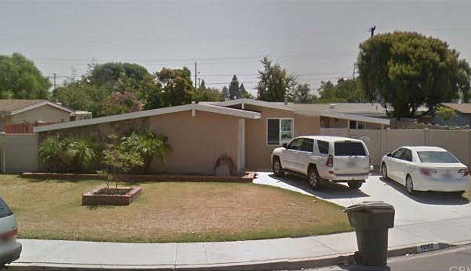1st image of 11962 Rockview Dr
