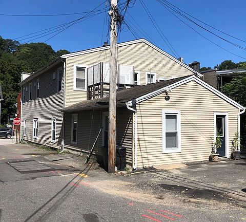 Union Place rear view