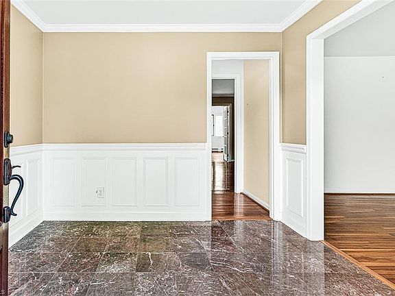 4th image of 3903 Oakcliffe Rd