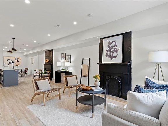 4th image of 2218 M St #2218
