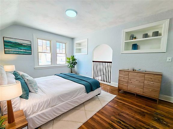 5th image of 56 Ellis Dr