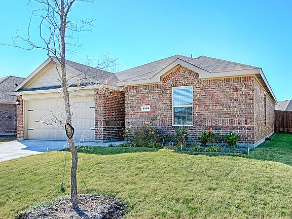2nd image of 1404 Barnwood Ln