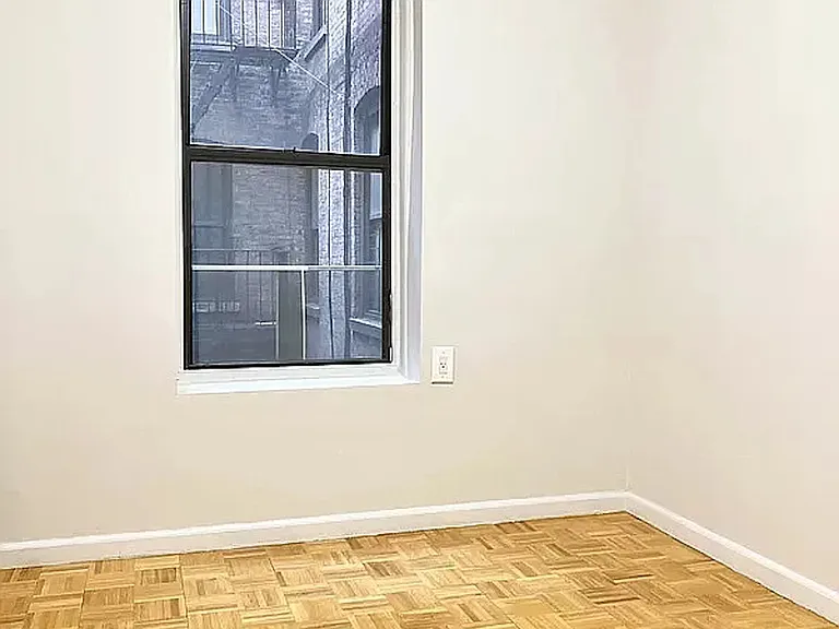 600 W 141st St #22 — Photo 23