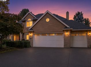 648 NW Pacific Grove Dr, Beaverton, OR 97006