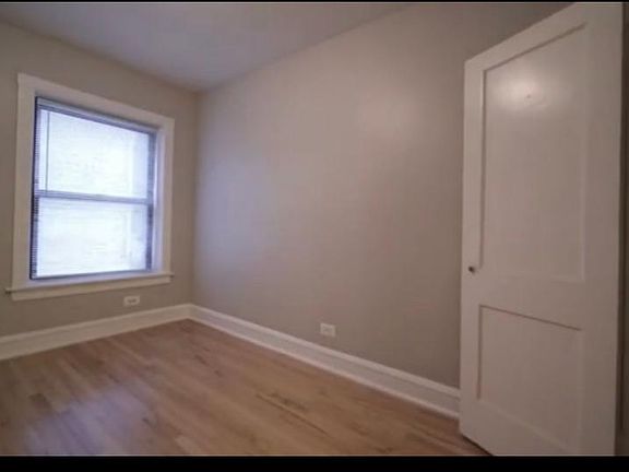 5th image of 2627 N Spaulding Ave #1