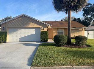4707 Fox Hunt Dr, Tampa, FL 33624