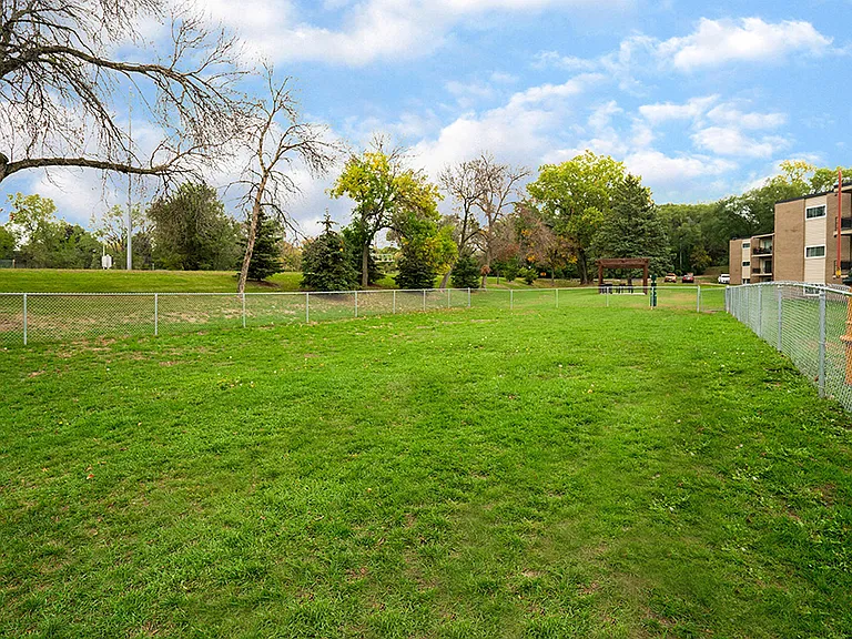 Northview Commons — Photo 11