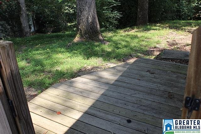 2nd image of 833 Hickory Dr