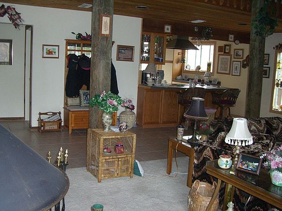 4th image of 2038 Gulfview Dr