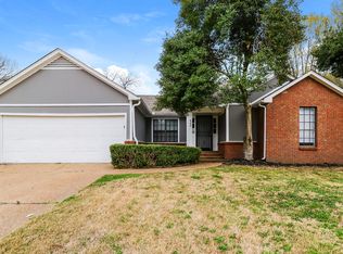 423 Cairn Cv, Cordova, TN 38018