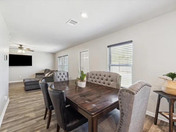 15519 Taylorcrest Dr, Conroe, TX 77306