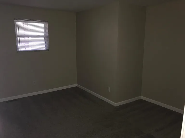 1447 Lafayette Ave #2 — Photo 6