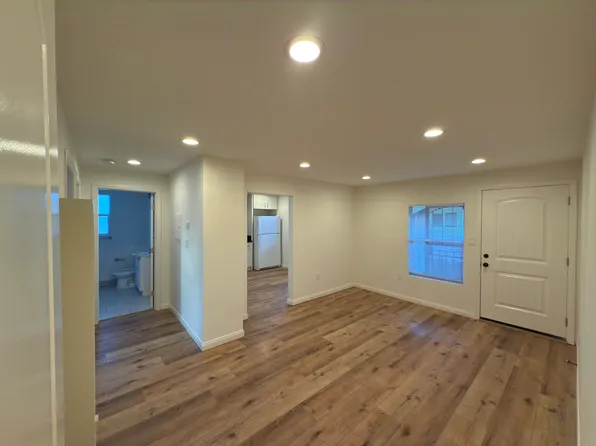 3121 E Theresa St APT 2, Long Beach, CA 90814