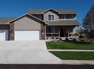 100 Oak Ave, Crooks, SD 57020