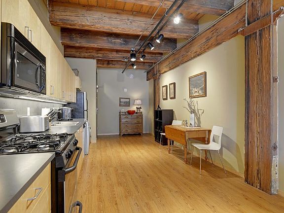 4th image of 406 Wacouta St Unit 306
