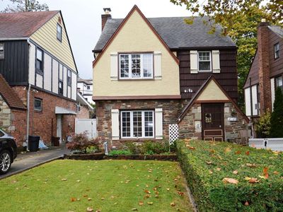 47-42 245th Street, Douglaston, NY, 11362