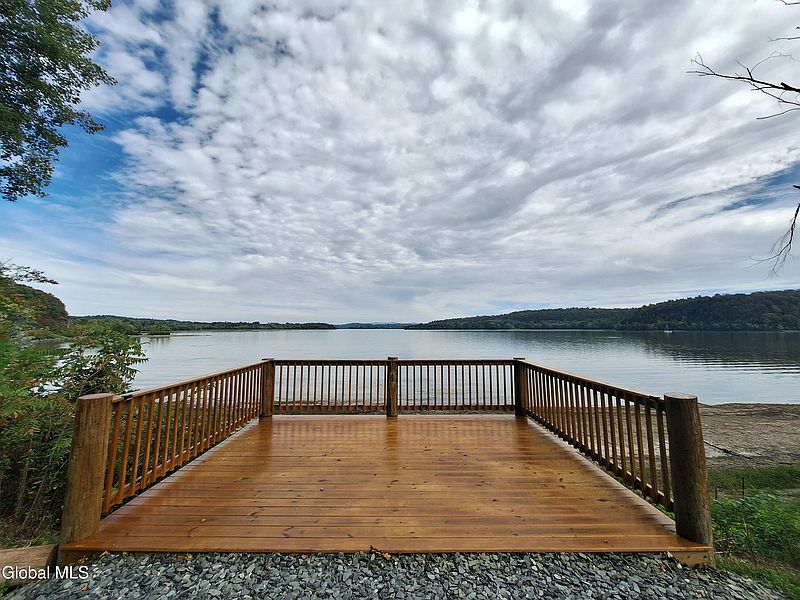 5th image of 52 Wilson Bay Road
