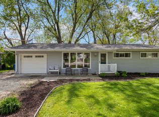 310 S Elm St, Saint Joseph, IL
