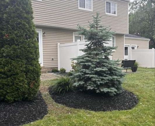 4th image of 7400 N Chestnut Commons Dr