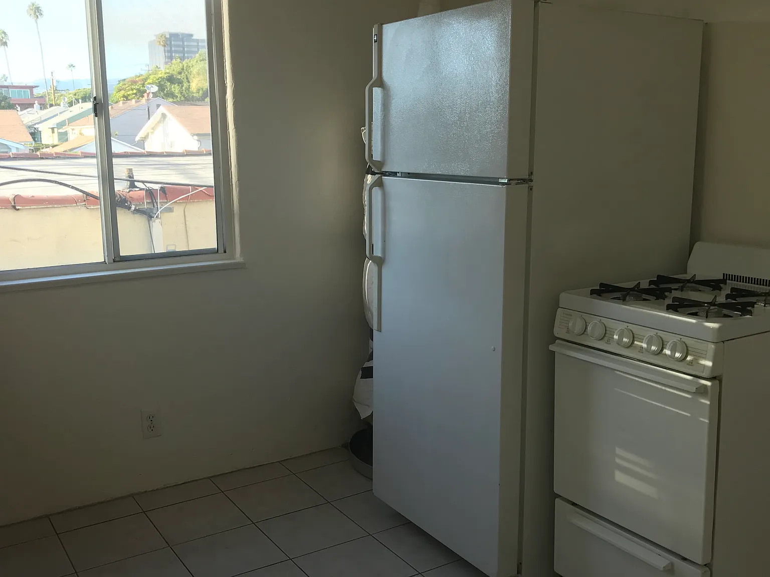1 bed, 650 sqft, $2,500 — Photo 1