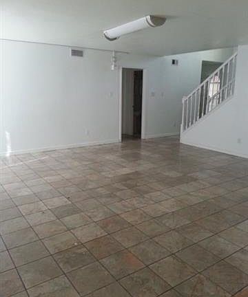 5th image of 1325 Boyd St