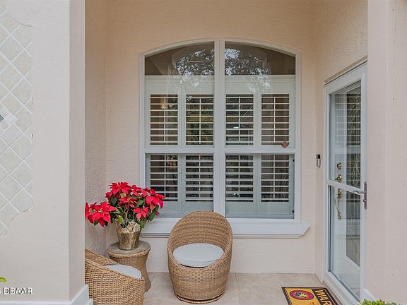 3rd image of 1469 Carlow Cir