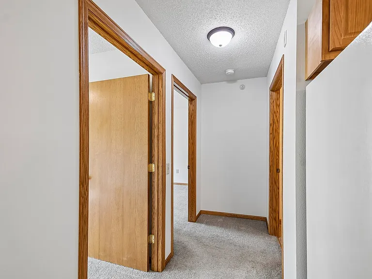 Step into comfort at Mill Pond Apartments, where spacious layouts meet inviting hallways. Enjoy modern amenities and a cozy atmosphere. Explore your new home todayschedule a tour and embrace your ideal living space!