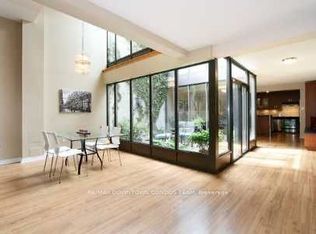 80 Granby St, Toronto, ON M5B 2J5