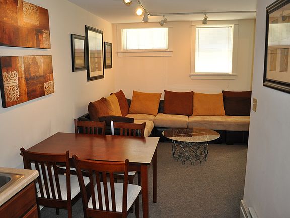 3rd image of 110 Highland Pl #1