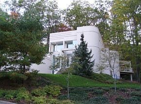 1st image of 3366 Douglas Dr