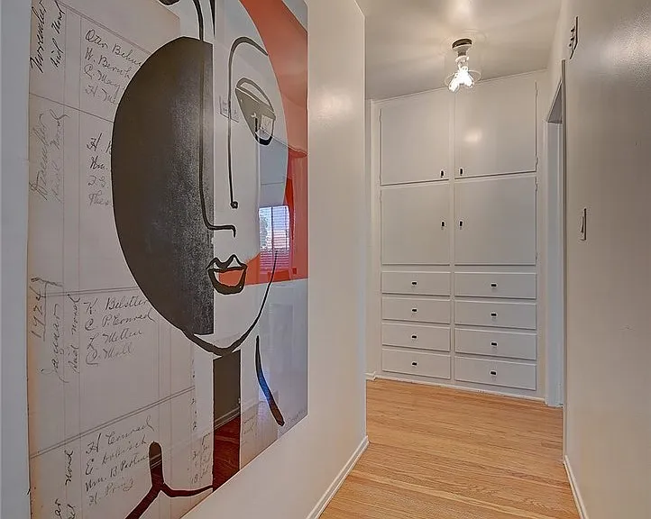 444 N Shattuck Pl — Photo 24