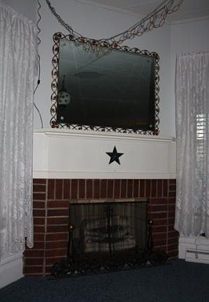 4th image of 606 H Ave