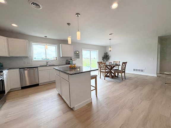 5th image of 4289 Highpoint Dr #107