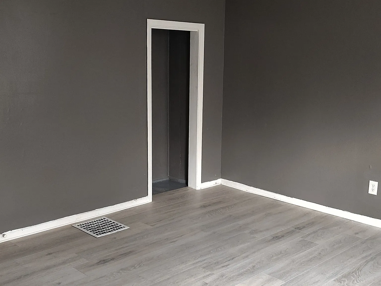 3 bed, $1,150 — Photo 4