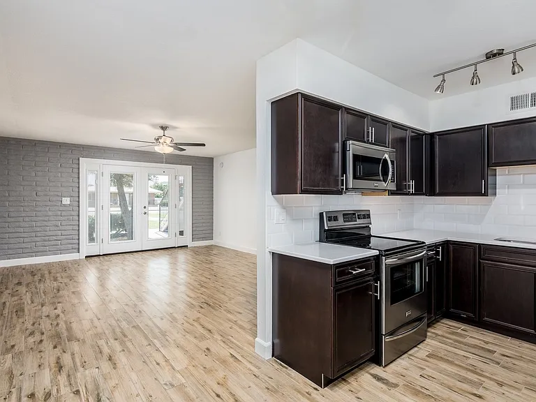 3718 E Glenrosa Ave #3 — Photo 16