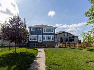 33 SE Silverado Crest Bay SW, Calgary, AB T2X2B3