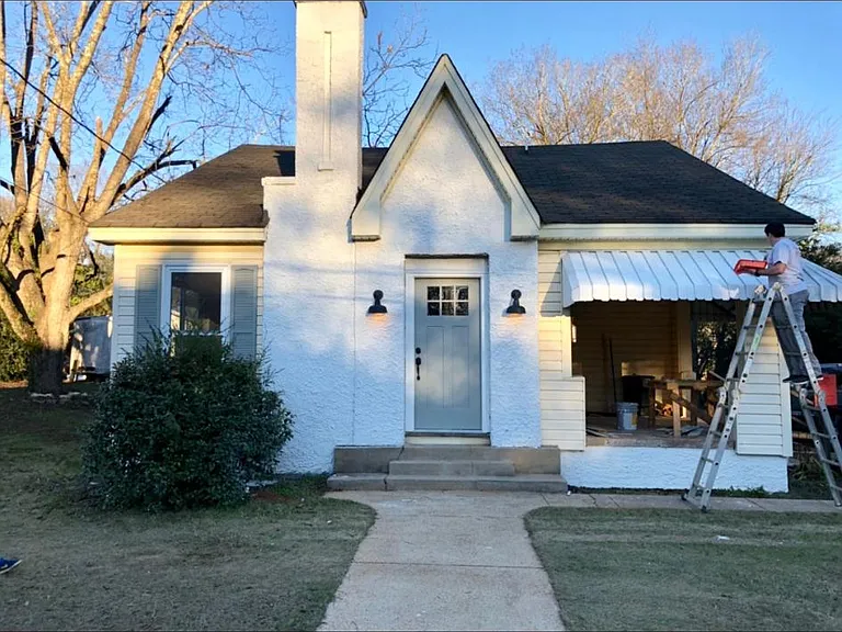 1417 Main Ave — Photo 2