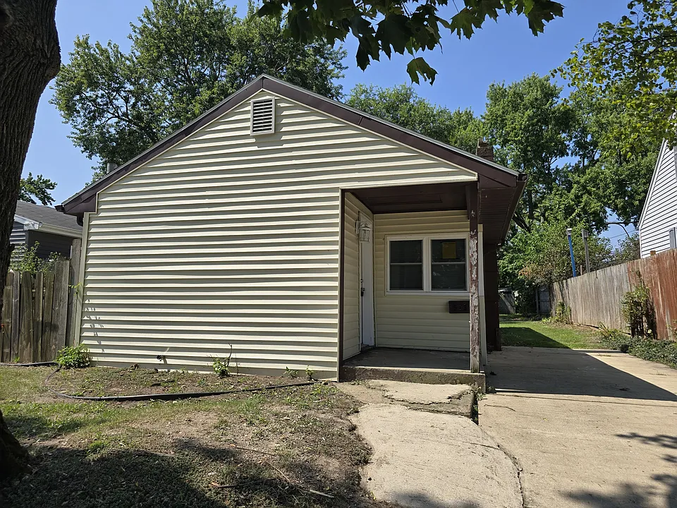 513 Jackson St