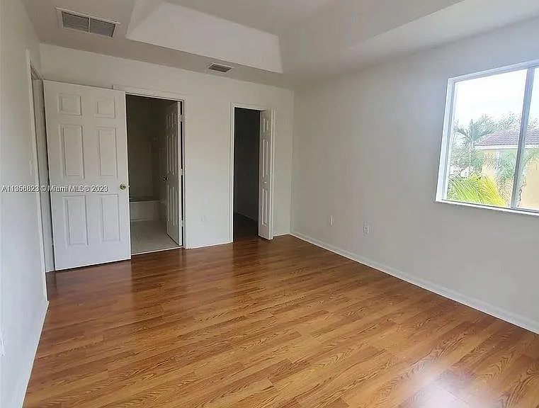 2742 SE 16th Ave #165 — Photo 28