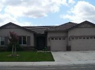 1116 Elk Hills Dr, Galt, CA 95632