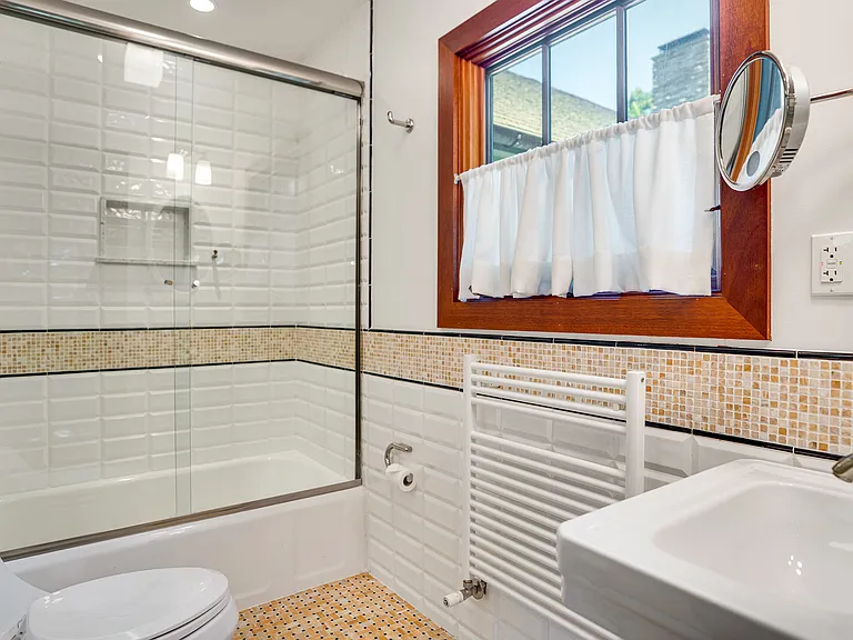 25 Rawson Rd — Photo 30