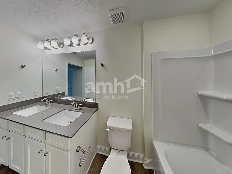 1388 Sky Lakes Dr — Photo 25