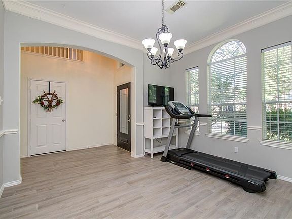 4th image of 20211 Black Canyon Dr