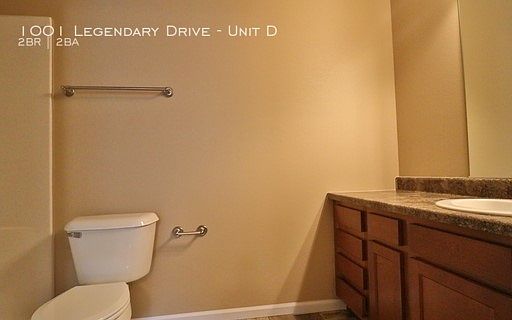 1001 Legendary Unit D Bathroom_08232025