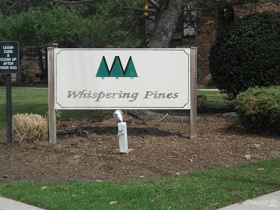 Secluded complex  in Park Ridge