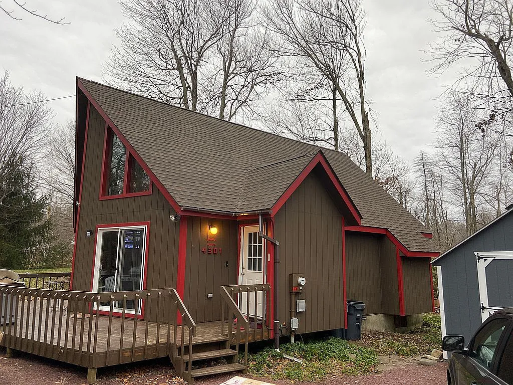204 Pheasant Pl photo 1