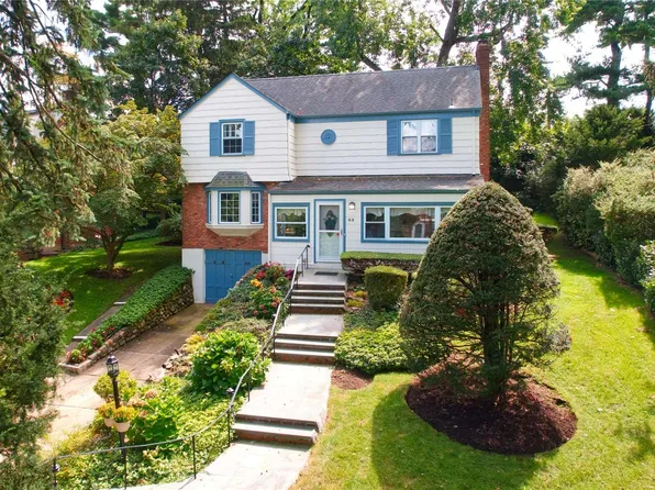 44 Rugby Road, Manhasset, NY 11030