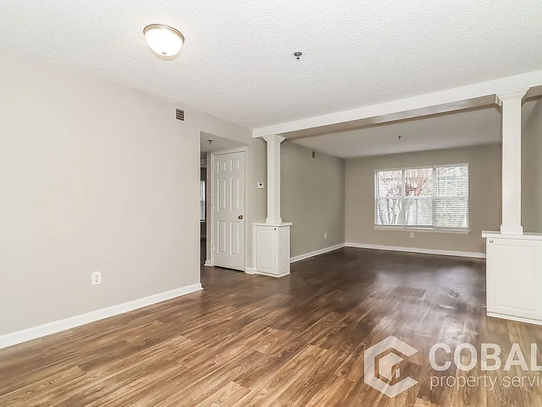 987 Collier Rd NW #H — Photo 3