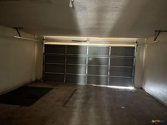 3rd image of 213 Blanket Dr