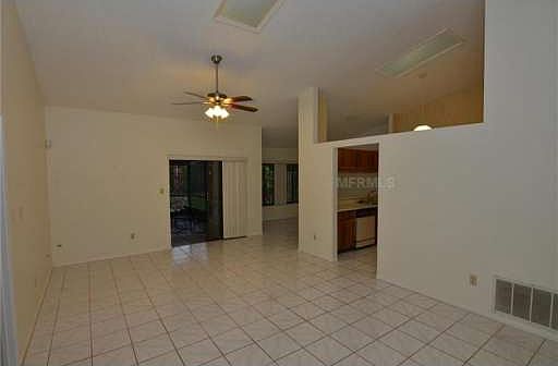 3rd image of 194 Pine Knoll Ct